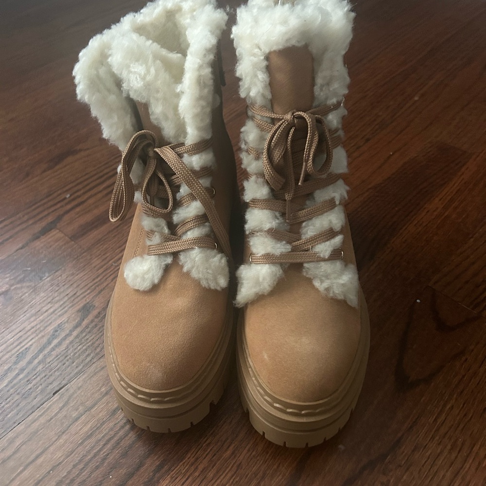 Sam Edelman Tan and Cream Fur-Lined Boots